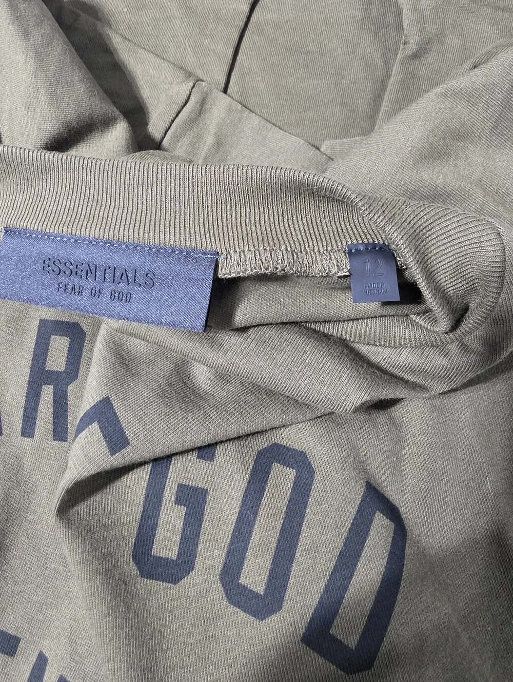 NWT Oversized Fear of God Essentials Kids Cotton Crew Neck Tee Sz 12 Olive